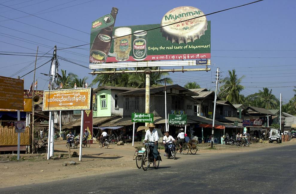 01-burma_035
