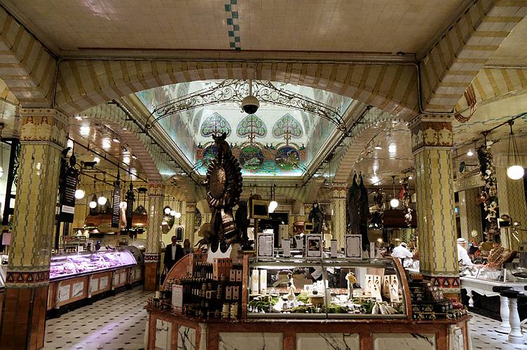 06-harrods-11